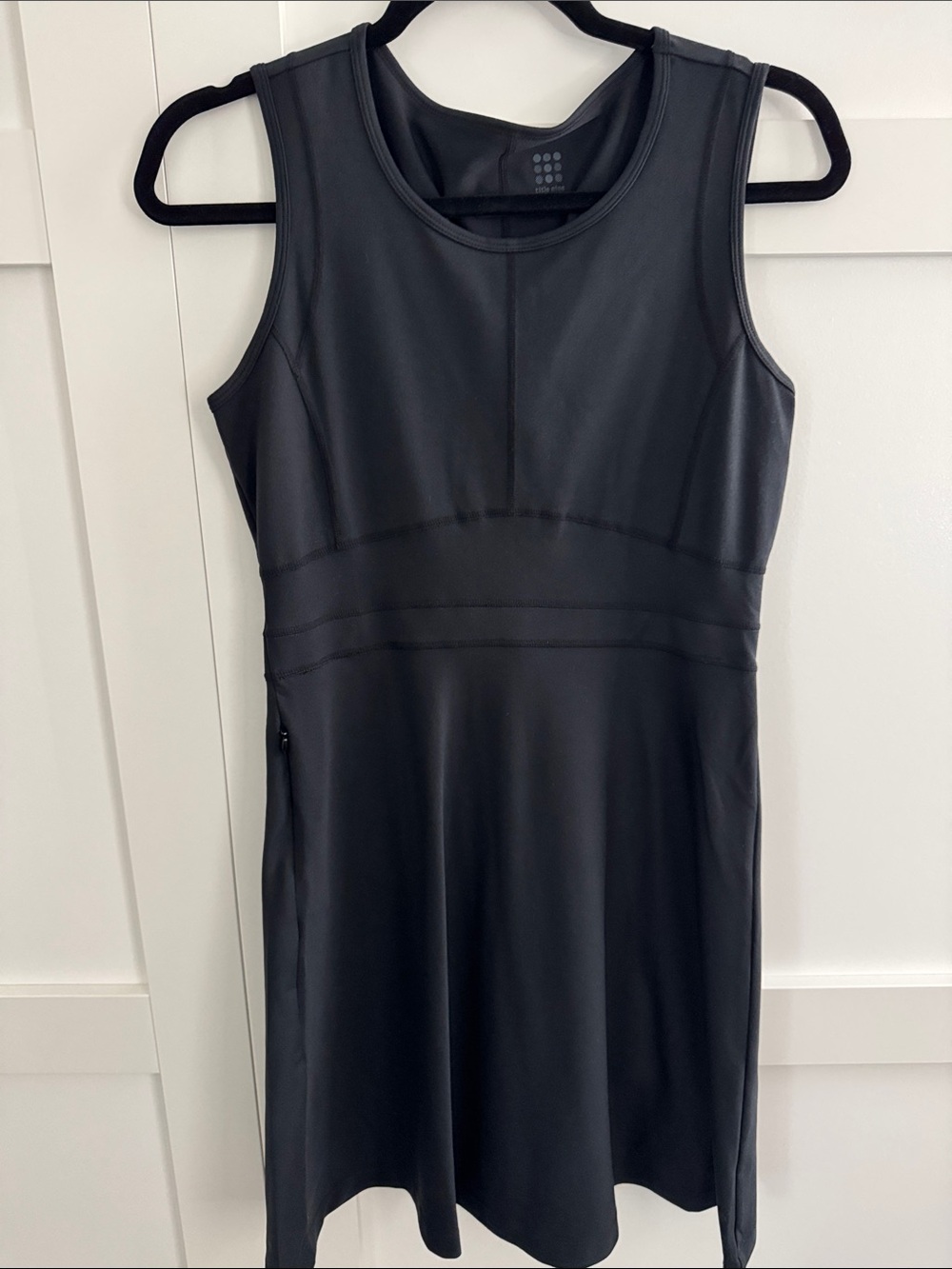 Title Nine Black Sleeveless Active Dress